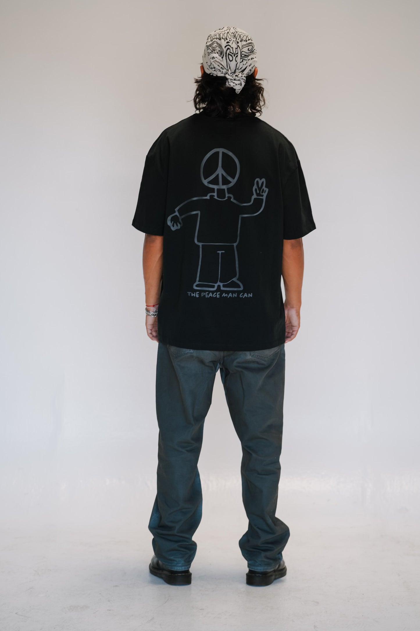 PEACE MAN CAN TEE!¡ BLACK